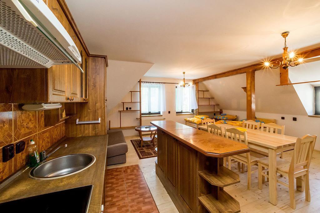 Hostel Havana Český Krumlov Quarto foto