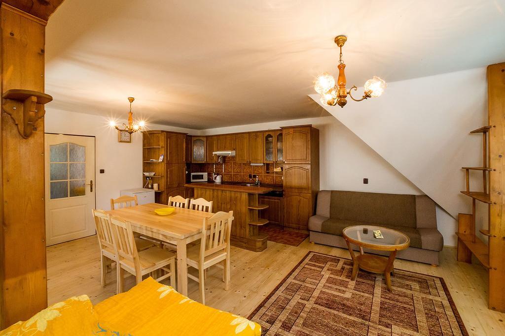 Hostel Havana Český Krumlov Quarto foto